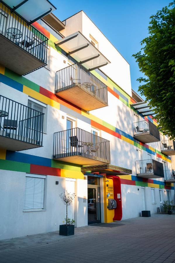 Shome Hotel Graz I Self Check-In I Free Parking ภายนอก รูปภาพ