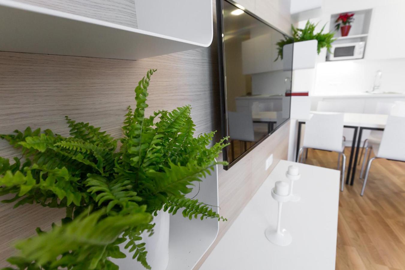 Shome Hotel Graz I Self Check-In I Free Parking ภายนอก รูปภาพ